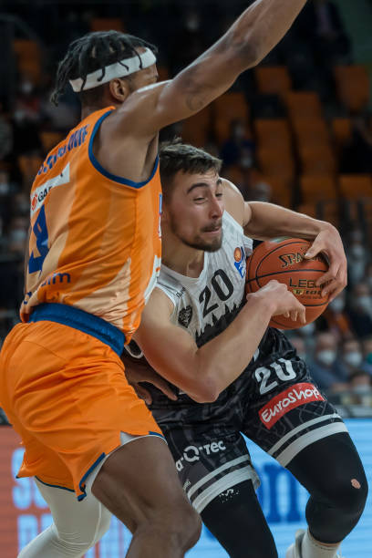 中国队需强 中国队需强