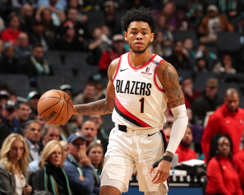 更是足球风 更是足球风